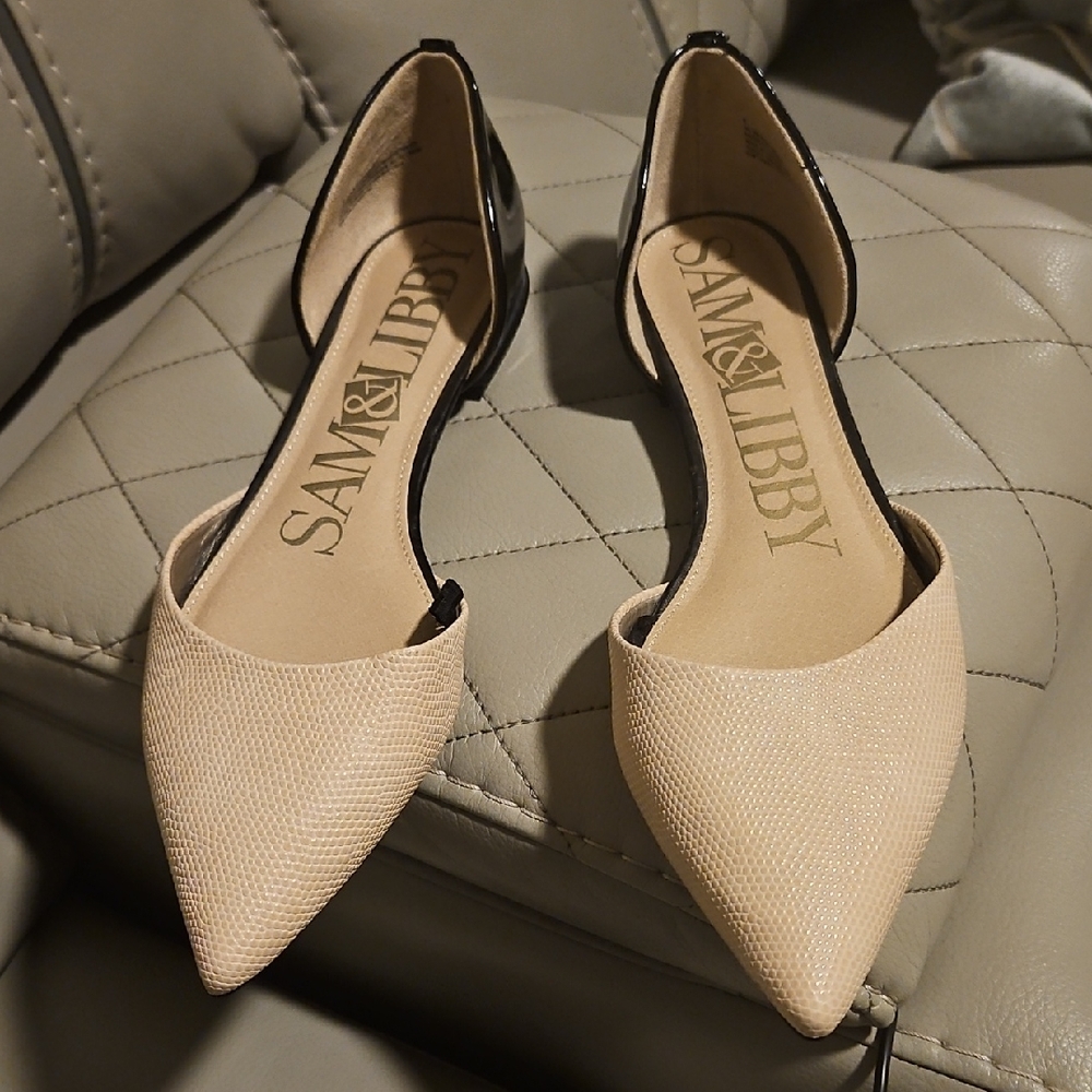 Sam & Libby Beige and Black Pointed Flats